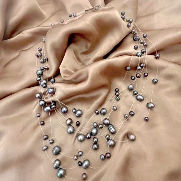 7 Strand freshwater pearl choker, peacock grey - Picture 2 of 5